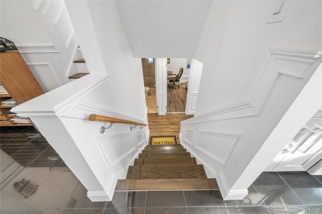 98 Birchwood Park Drive, Jericho, NY 11753