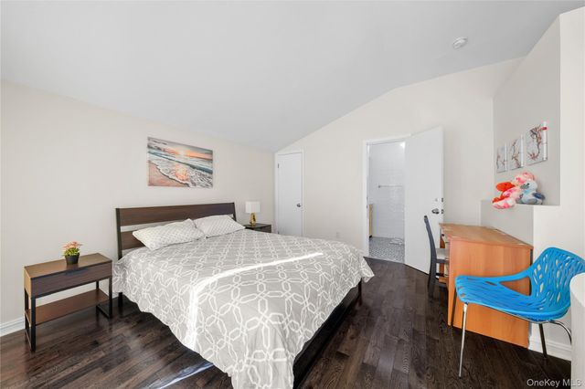 98 Birchwood Park Drive, Jericho, NY 11753