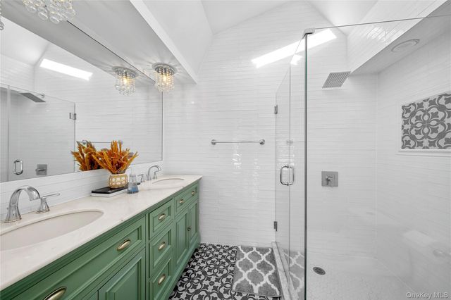 98 Birchwood Park Drive, Jericho, NY 11753