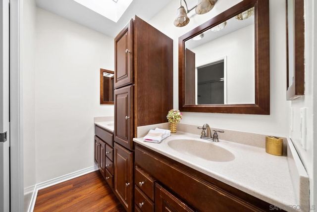 5155 W Point Loma 8, San Diego, CA 92107