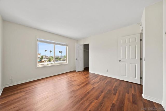 5155 W Point Loma 8, San Diego, CA 92107