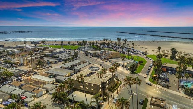 5155 W Point Loma 8, San Diego, CA 92107