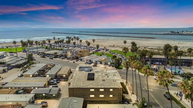 5155 W Point Loma 8, San Diego, CA 92107