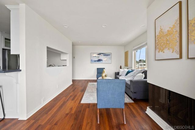 5155 W Point Loma 8, San Diego, CA 92107