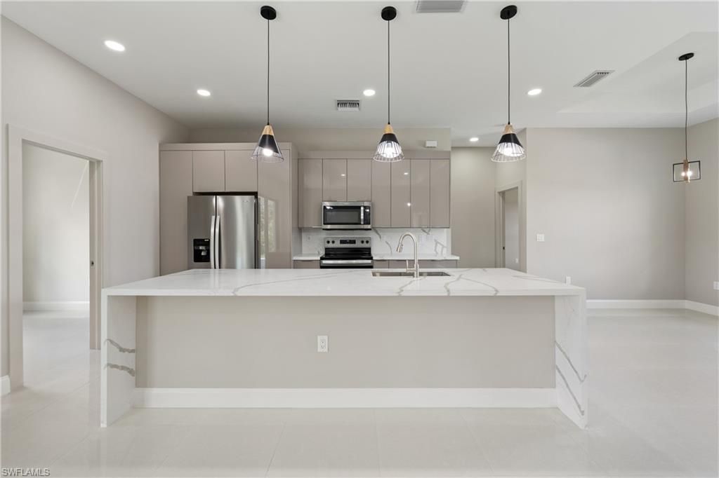 2903 37th ST W, LEHIGH ACRES, FL 33971 — photo 5