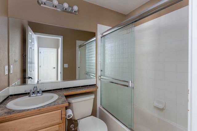 4911 E Greenbluff Rd, Colbert, WA 99005