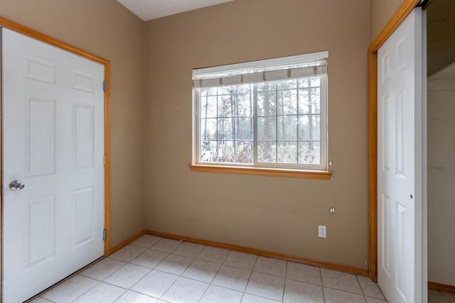 4911 E Greenbluff Rd, Colbert, WA 99005