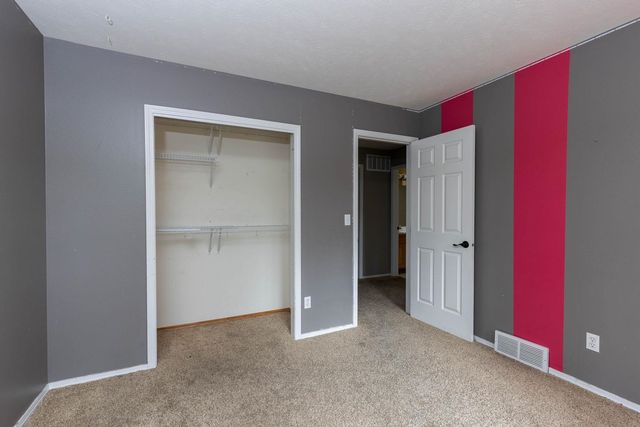 4911 E Greenbluff Rd, Colbert, WA 99005