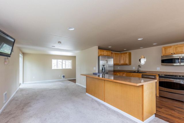 4911 E Greenbluff Rd, Colbert, WA 99005