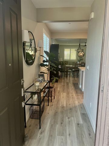 720 Riley Way, Lincoln, CA 95648