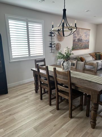 720 Riley Way, Lincoln, CA 95648