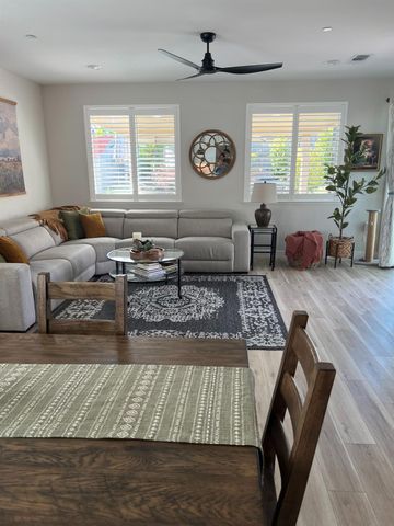 720 Riley Way, Lincoln, CA 95648