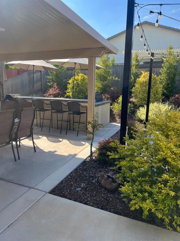 720 Riley Way, Lincoln, CA 95648