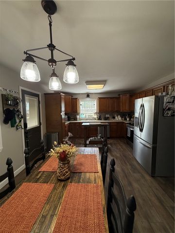75 Cherry Street, Dover, AR 72837