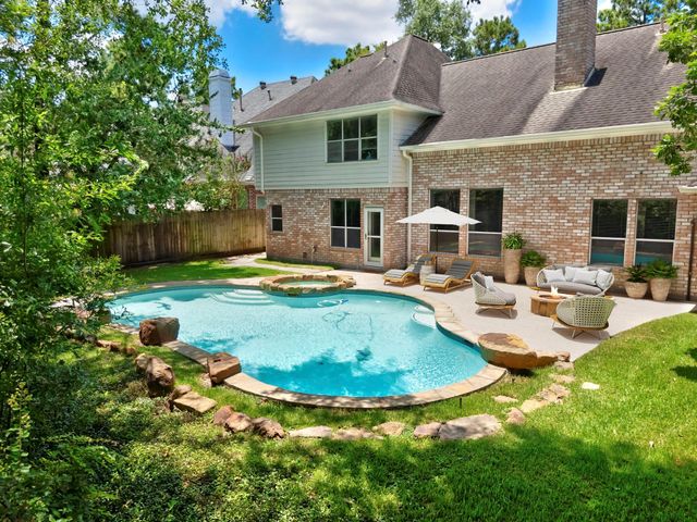 23 Shearwater Place, The Woodlands, TX 77381