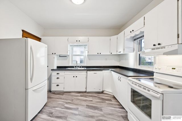 912 C Street, Lincoln, NE 68502