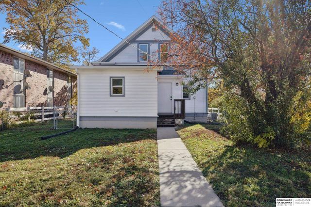 912 C Street, Lincoln, NE 68502