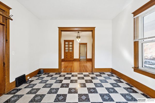 912 C Street, Lincoln, NE 68502