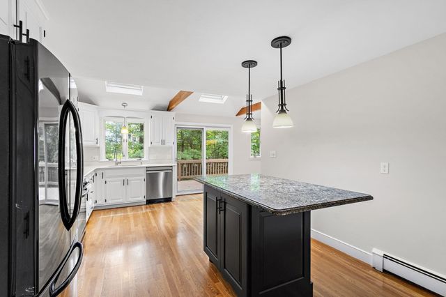 141 Longhill Rd, Franklin, MA 02038