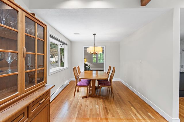 141 Longhill Rd, Franklin, MA 02038