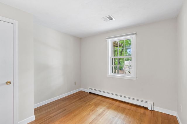 141 Longhill Rd, Franklin, MA 02038