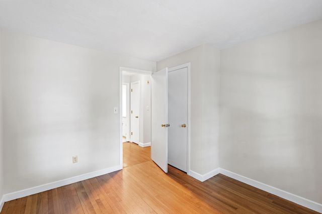 141 Longhill Rd, Franklin, MA 02038