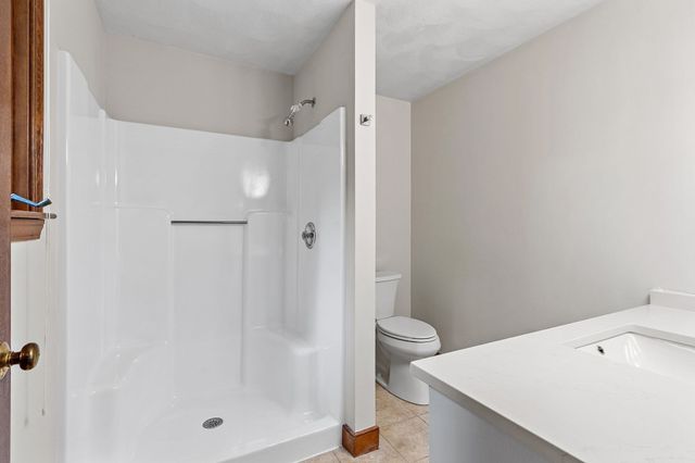 141 Longhill Rd, Franklin, MA 02038