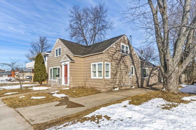 321 6TH STREET SOUTH, Wisconsin Rapids, WI 54494