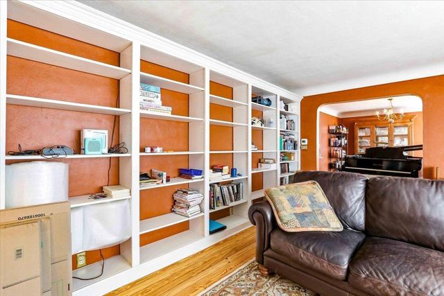 321 6TH STREET SOUTH, Wisconsin Rapids, WI 54494