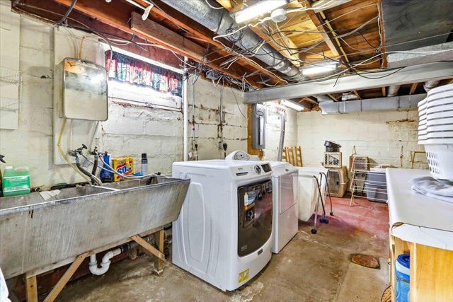 321 6TH STREET SOUTH, Wisconsin Rapids, WI 54494