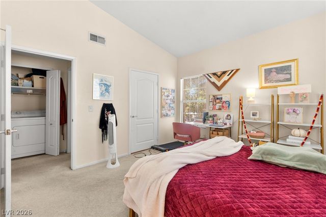 7628 Pacific Hills Avenue 204, Las Vegas, NV 89128