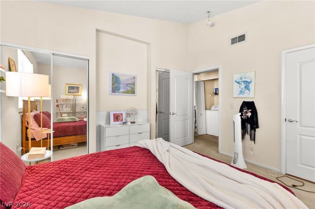 7628 Pacific Hills Avenue 204, Las Vegas, NV 89128