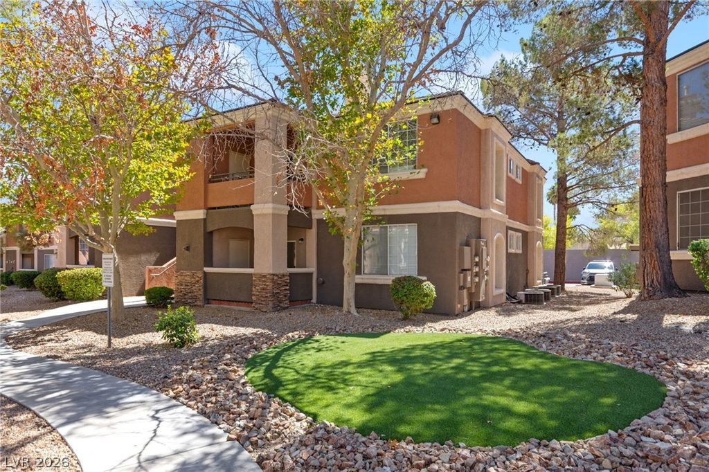 7628 Pacific Hills Avenue 204, Las Vegas, NV 89128 — photo 4