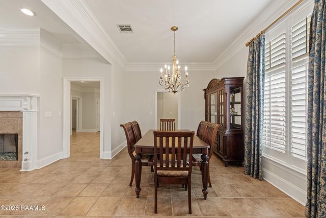 101 Vinemont Drive, Lafayette, LA 70501