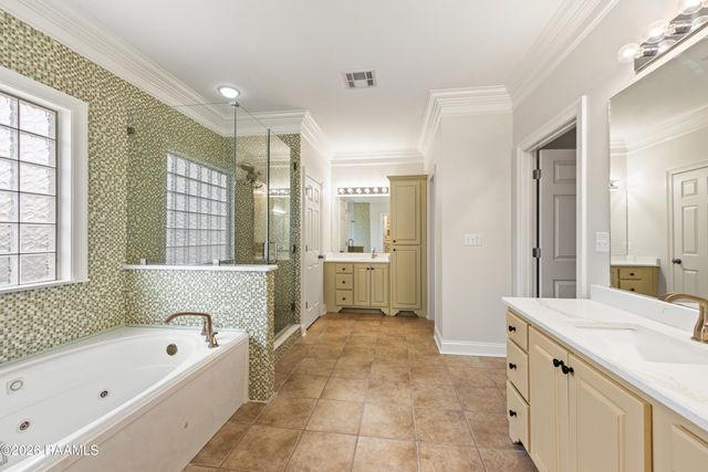 101 Vinemont Drive, Lafayette, LA 70501