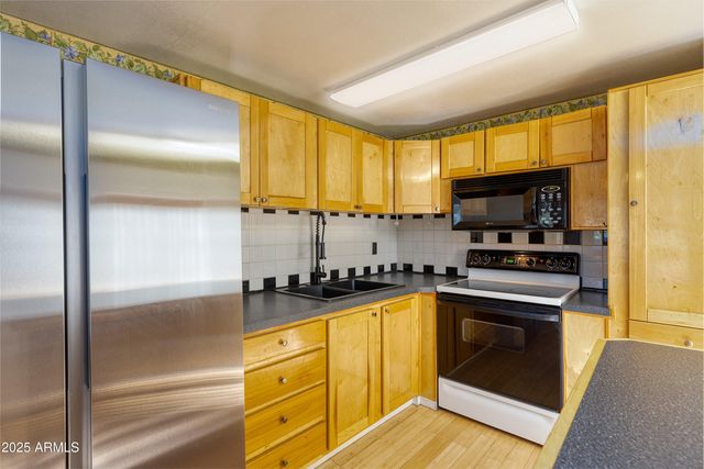 1987 STAGG Run, Overgaard, AZ 85933