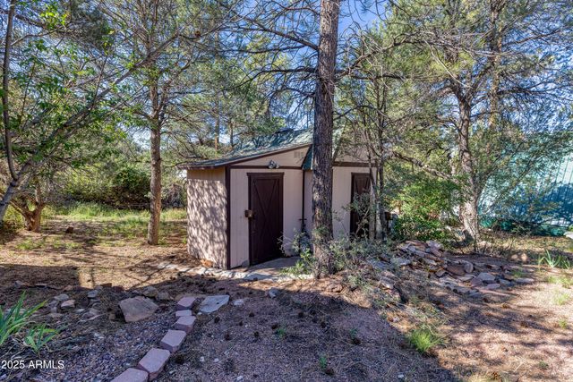 1987 STAGG Run, Overgaard, AZ 85933