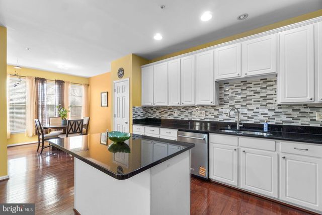 8746 STONEHOUSE DR, Ellicott City, MD 21043