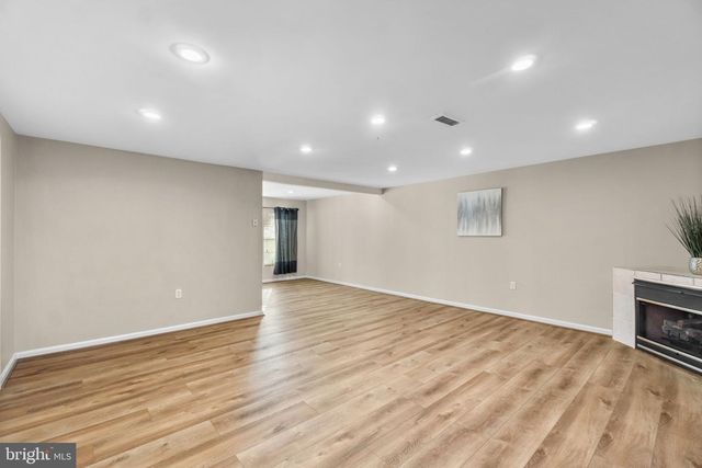 8746 STONEHOUSE DR, Ellicott City, MD 21043