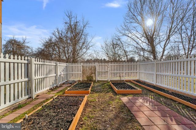 8746 STONEHOUSE DR, Ellicott City, MD 21043