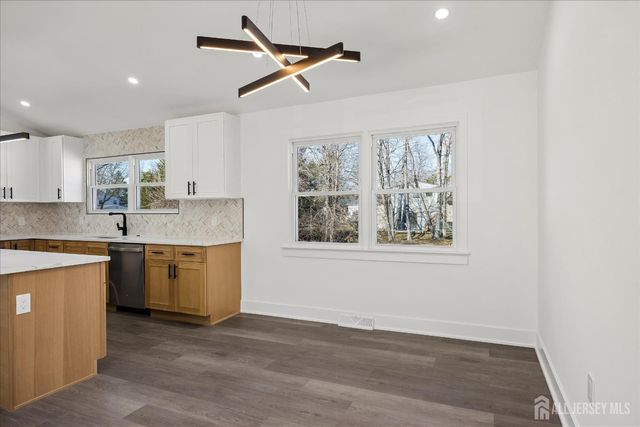 259 Glenn Ave Avenue, Lawrence, NJ 08648