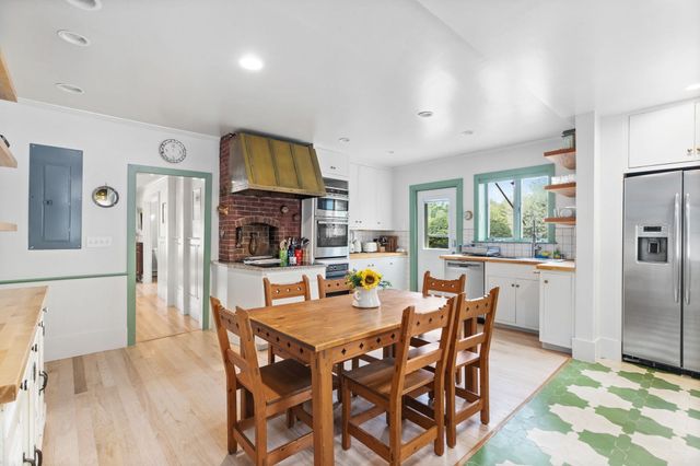 92 Atlantic Ave, Cohasset, MA 02025
