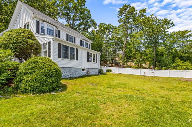 92 Atlantic Ave, Cohasset, MA 02025