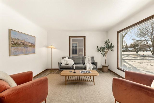 3149 Nevada Avenue S, Saint Louis Park, MN 55426