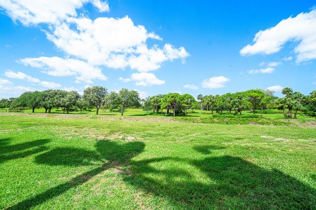 7970 Monarch Court, Delray Beach, FL 33446