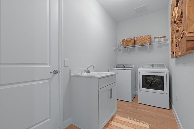 19103 CHERRYSTONE WAY, Lakewood Ranch, FL 34211