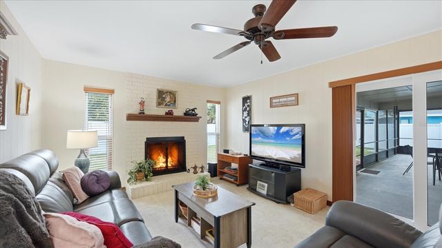 2205 71ST STREET W, Bradenton, FL 34209