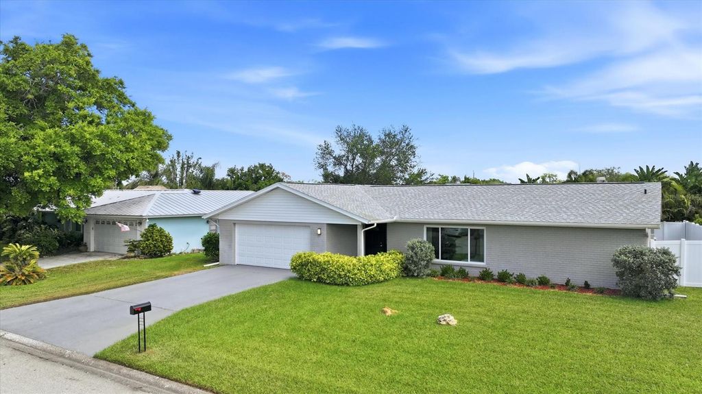 Image 2 of property listing at 2205 71ST STREET W, Bradenton, FL 34209