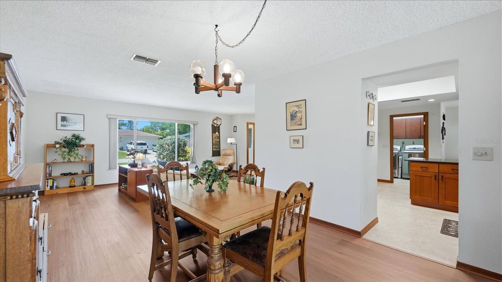 Image 8 of property listing at 2205 71ST STREET W, Bradenton, FL 34209