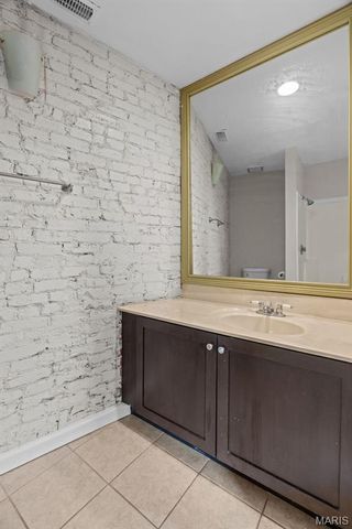 2221-2223 Rutger Street, St Louis, MO 63104